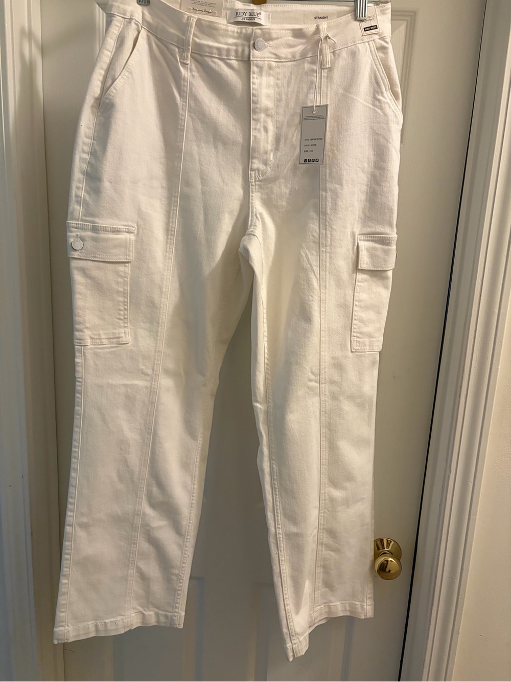 Judy Blue White Straight-Leg Cargo Jeans